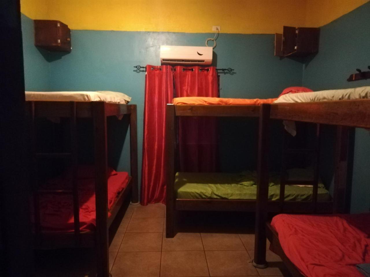 Cliff'S Hostel La Gruta المظهر الخارجي الصورة